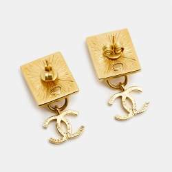 Pre Owned Chanel CC Lion Head Gold Tone Drop Earrings