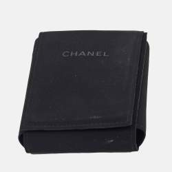 مملوكة مسبقًا Chanel CC Multi-Chain Crystals Gunmetal Tone Pin Brooch