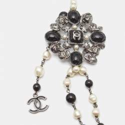 Pre Owned Chanel CC Resin Faux Pearl Beads Crystals Silver Tone Necklace