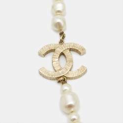 Pre Owned Chanel CC Classic Short Off White Faux Pearl Gold Tone Necklace