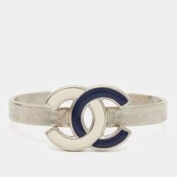 Pre Owned Chanel CC Enamel Silver Tone Bracelet