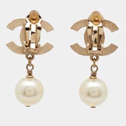 Pre Owned Chanel CC Faux Pearl Gold Tone Earrings
