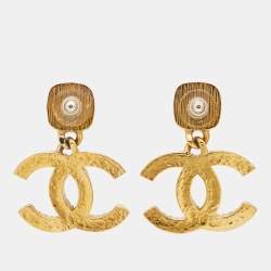 Pre Owned Chanel CC Faux Pearl Resin Gold Drop Earrings