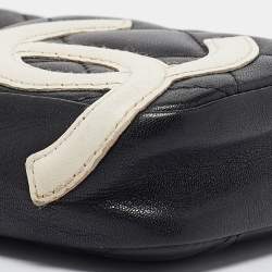 Pre Owned Chanel Black/White Quilted Leather CC Cambon Ligne Pouch