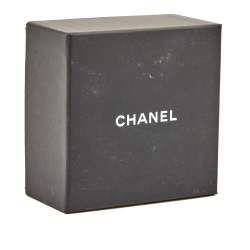 Pre Owned Chanel CC Medallion Gold Tone Clip on Earrings