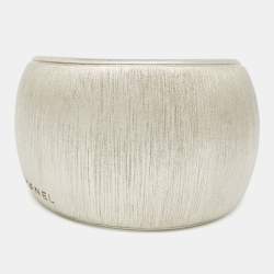 Pre Owned Chanel Enamel Silver Tone Open Cuff Bracelet