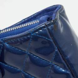 Pre Owned Chanel Blue Quilted Patent Leather CC O Phone Pouch