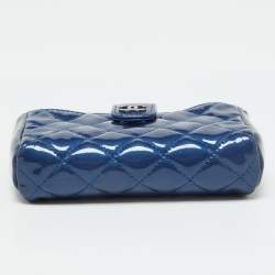 Pre Owned Chanel Blue Quilted Patent Leather CC O Phone Pouch