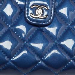 Pre Owned Chanel Blue Quilted Patent Leather CC O Phone Pouch