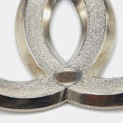 Pre Owned Chanel CC Resin Silver-Tone Pin Brooch