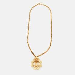Pre Owned Chanel Vintage CC Logo Clover Gold Tone Pendant Necklace