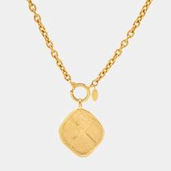 Pre Owned Chanel CC Matelassé Diamond Shape Gold Tone Necklace
