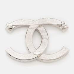 Pre Owned Chanel CC Crystals Silver Tone Brooch