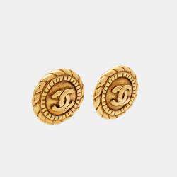 Pre Owned Chanel CC Gold Tone Round Clip-on Stud Earrings