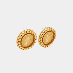 Pre Owned Chanel Coco Chanel Medallion Vintage Gold Tone Clip On Earrings