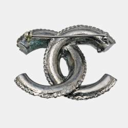 Pre Owned Chanel CC Faux Pearl Resin Silver Tone Brooch