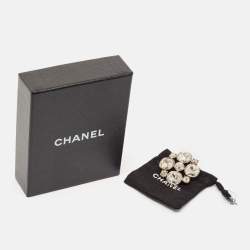 Pre Owned Chanel CC Crystals Silver Tone Brooch