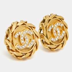 مملوكة مسبقًا Chanel CC Crystal Gold Tone Round Clip-on Stud Earrings