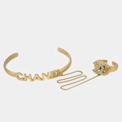 مملوكة مسبقًا Chanel Gold Plated, Rhinestone Bangle Chain Ring Set 