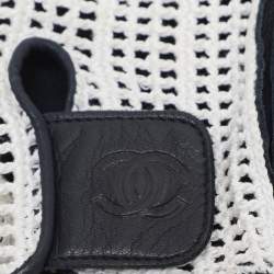 Chanel Navy Blue/White Leather and Crochet Fingerless Gloves