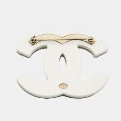 Pre Owned Chanel CC Resin Faux Pearl Gold Tone Brooch