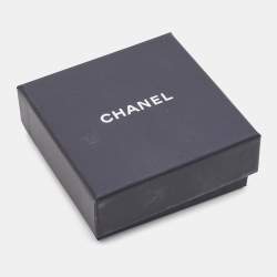 Pre Owned Chanel CC Gold Tone Textured Pin Brooch