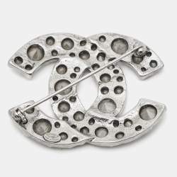 Pre Owned Chanel CC Crystals Silver Tone Brooch