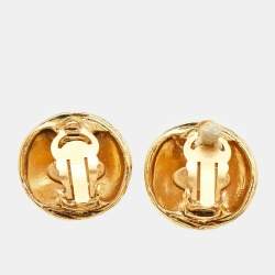 مملوكة مسبقًا Chanel CC Textured Gold Tone Round Clip-on Earrings