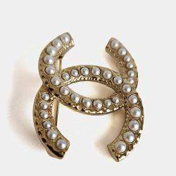 Pre Owned Chanel Gold Tone CC Pearl Brooch