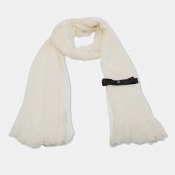 Pre Owned Chanel Off-White Silk Pleated Scarf 