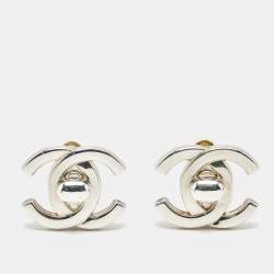 Pre Owned Chanel CC Turnlock Silver Tone Earring