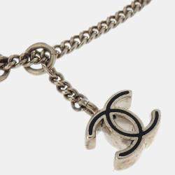 مملوكة مسبقًا Chanel Silver Chain CC Trump Bracelet