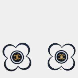 Pre Owned Chanel White/Gold/Black Gold Plated, Acrylic Flower Clip-On Earrings