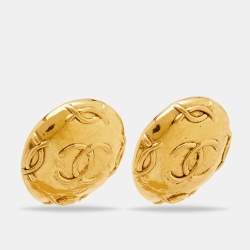 Pre Owned Chanel CC Gold Tone Round Clip-on Stud Earrings