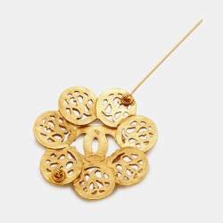 مملوكة مسبقًا Chanel CC Round Openwork Gold Tone Pin Brooch 
