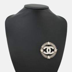 Pre Owned Chanel Cc Logo Round Star Brooch Champagne Gold Gold Plated Rhinestone Faux Pearl