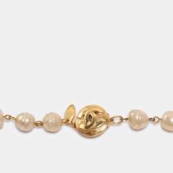 Pre Owned Chanel Gold Tone CC Logo White Faux Pearl Station Necklace
