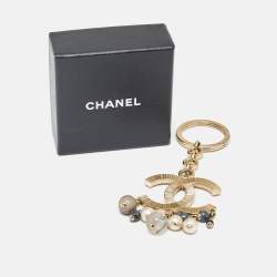 Pre Owned Chanel CC Beads Faux Pearl Gold Tone Key Chain