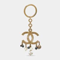 Pre Owned Chanel CC Beads Faux Pearl Gold Tone Key Chain