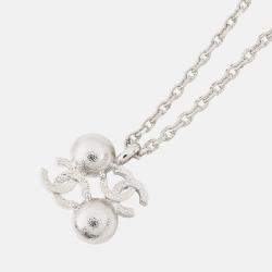 Pre Owned Chanel Cc Logo Faux Pearl Necklace Silver Metal Faux Pearl Rhinestone