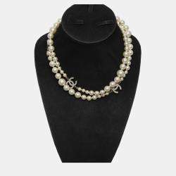 Pre Owned Chanel CC 09 V Pearl Necklace