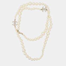 Pre Owned Chanel CC 09 V Pearl Necklace