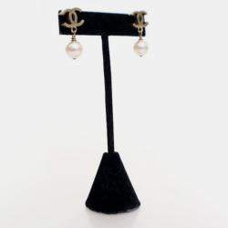 Pre Owned Chanel Vintage CC Pearl Drop Earrings