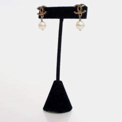 Pre Owned Chanel Vintage CC Pearl Drop Earrings