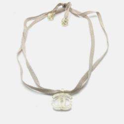 Pre Owned Chanel Necklace Pendant Acrylic