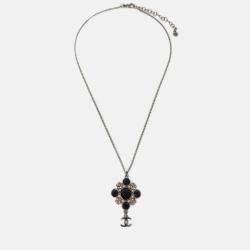 Pre Owned Chanel Necklace Pendant Rhinestone Silver