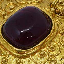 Pre Owned Chanel Gripoix Brooch Pin Gold Red