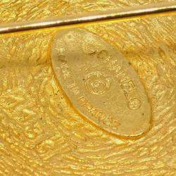 Pre Owned Chanel Gold Medallion Brooch Pin