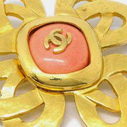Pre Owned Chanel Gold Stone Brooch Pin