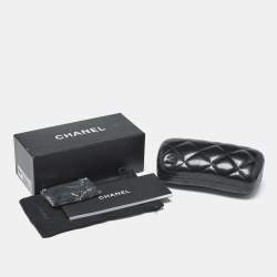 Pre Owned Chanel White/Grey Gradient 4202 Frame Round Sunglasses